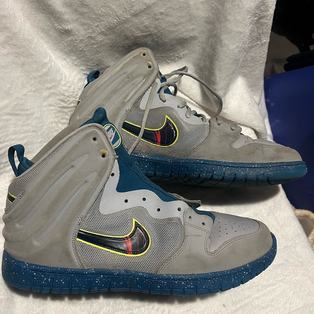 Nike Dunk Free Men's Shoe Wolf Grey/Green Style: 599466 008 Size: 11.5